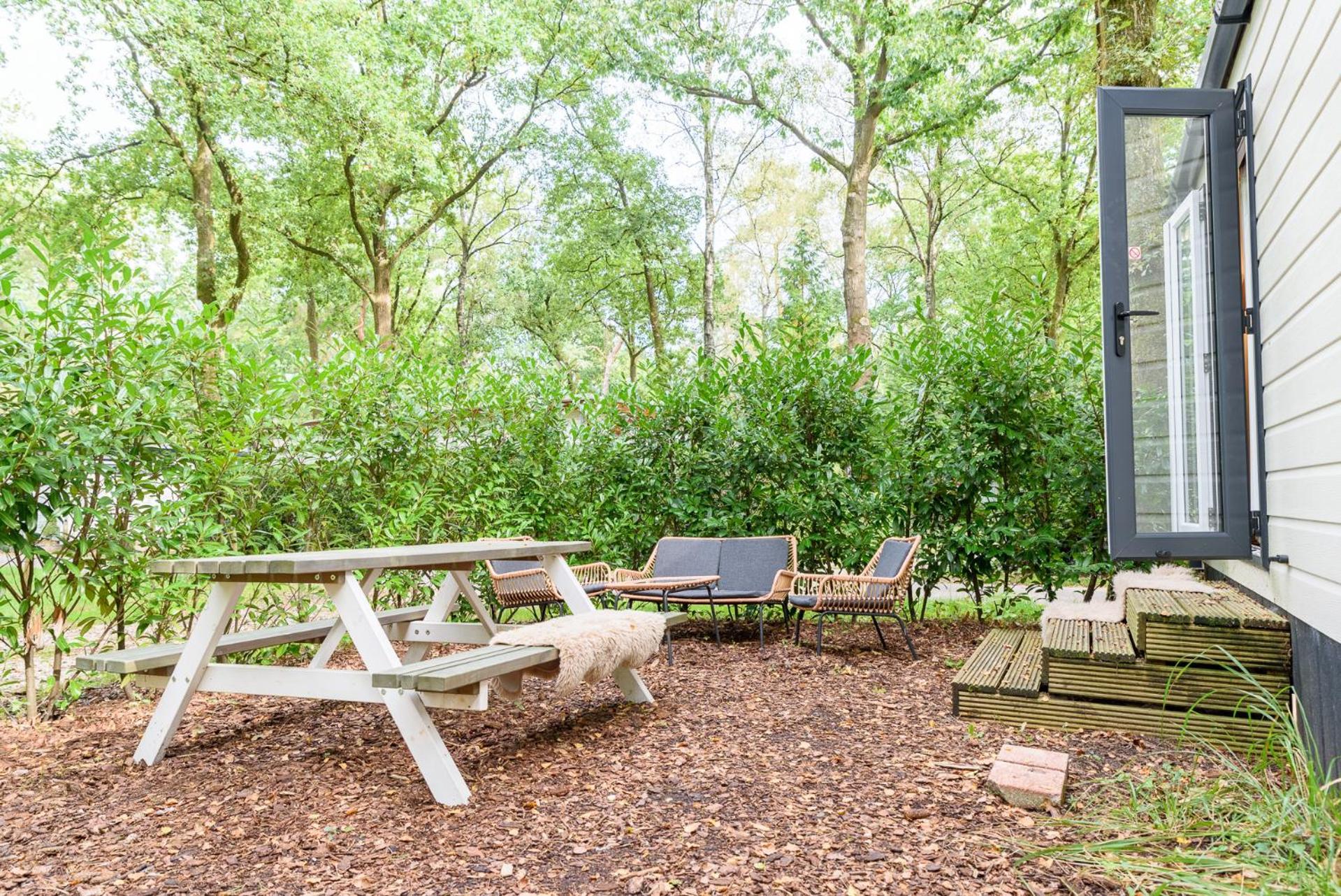 Veluwe Chalet Aan Het Bos - Kids - Pool - Dog Хундерло Екстериор снимка